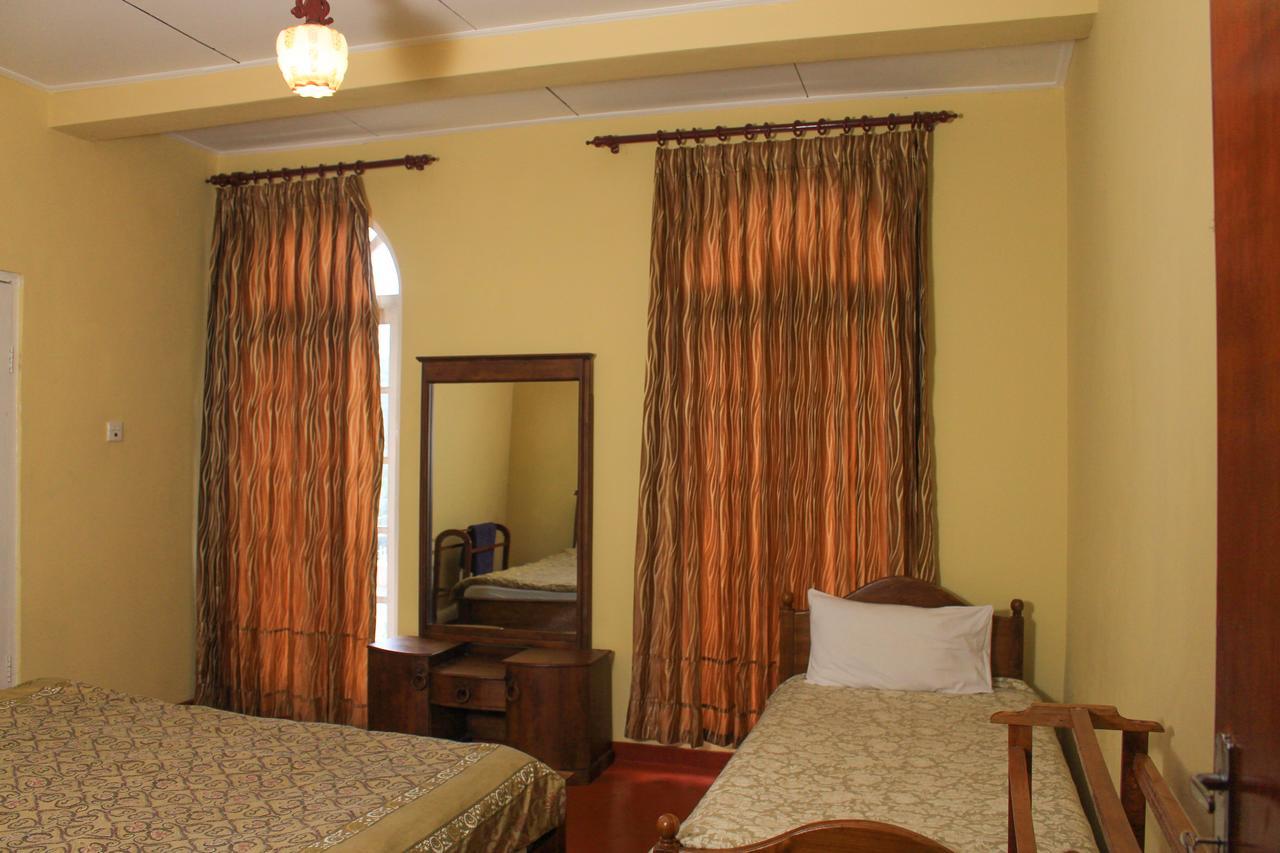 Hill View Bungalow Bed and Breakfast Nuwara Eliya Esterno foto
