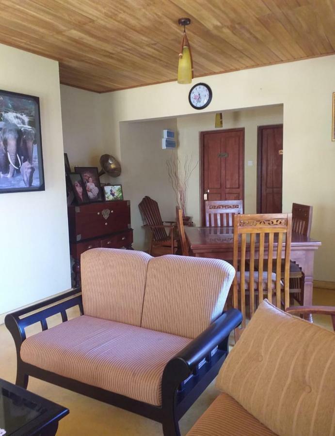 Hill View Bungalow Bed and Breakfast Nuwara Eliya Esterno foto