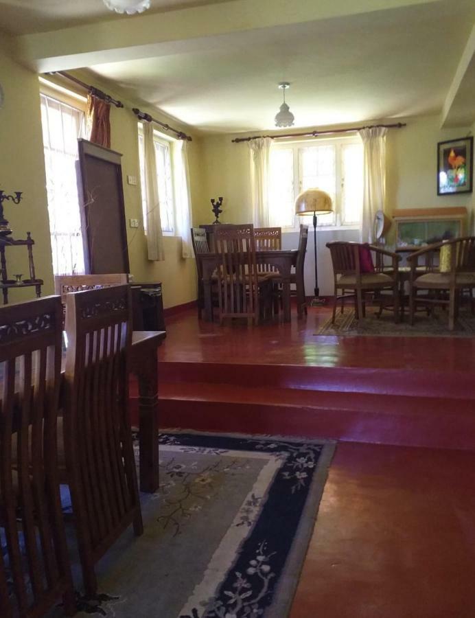 Hill View Bungalow Bed and Breakfast Nuwara Eliya Esterno foto